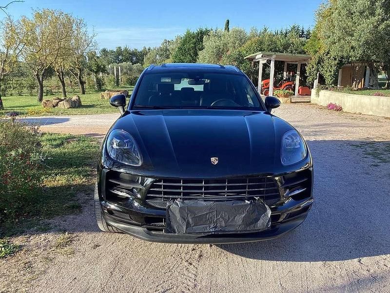 Nero Usata 2019 Porsche Macan SUV | 48.000 € (Ottimo prezzo) - Immagine 1/4