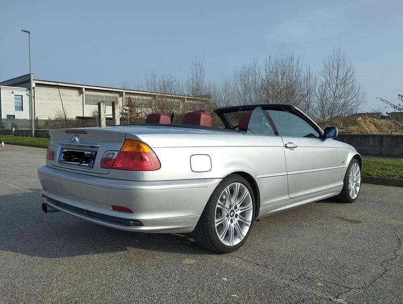 Usata BMW 330 Cabriolet 231 CV (169 kW) 2000 Cabrio