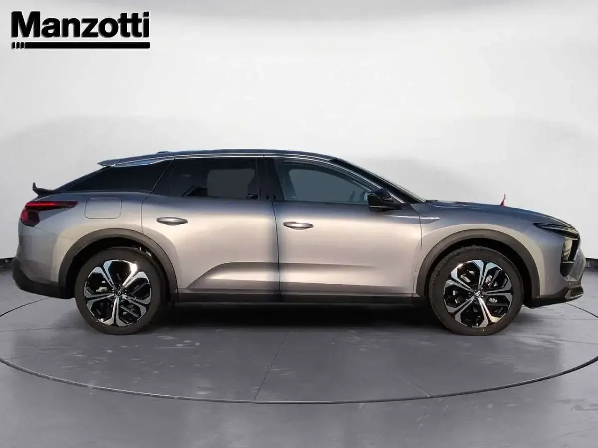 Nouvelle Citroën C5 X PureTech 131 ch (96 kW) 2025 Gris Break