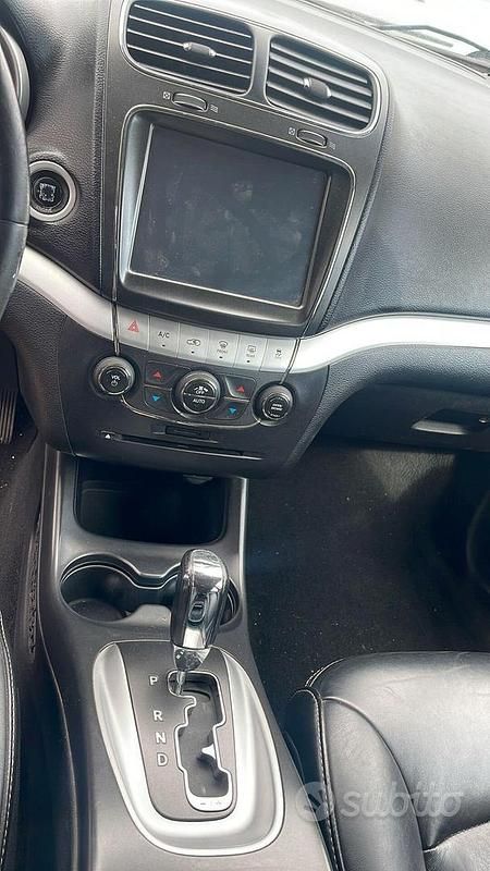 Usata Fiat Freemont Lounge 170 CV (125 kW) 2012 Rosso SUV