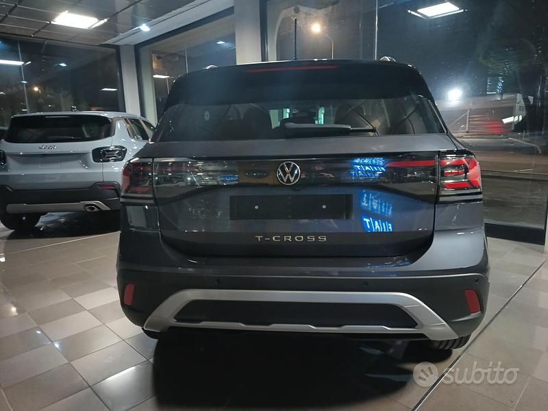 Grigio Nuova 2025 VW T-Cross Edition SUV | 24.500 € (Buon prezzo) - Immagine 1/4