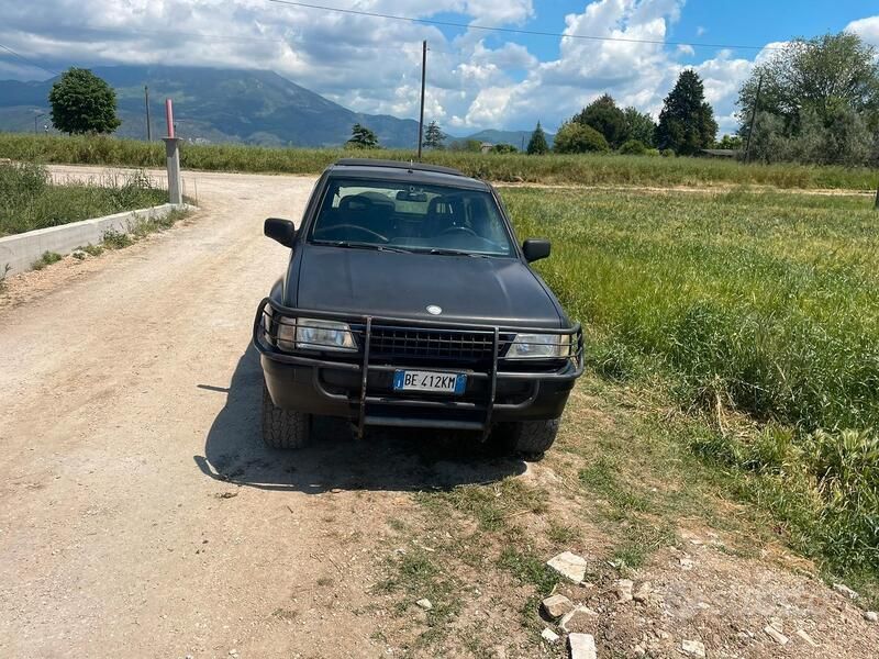 Usata 1999 Opel Frontera Sport SUV | 1500 € (Ottimo prezzo) - Immagine 1/4
