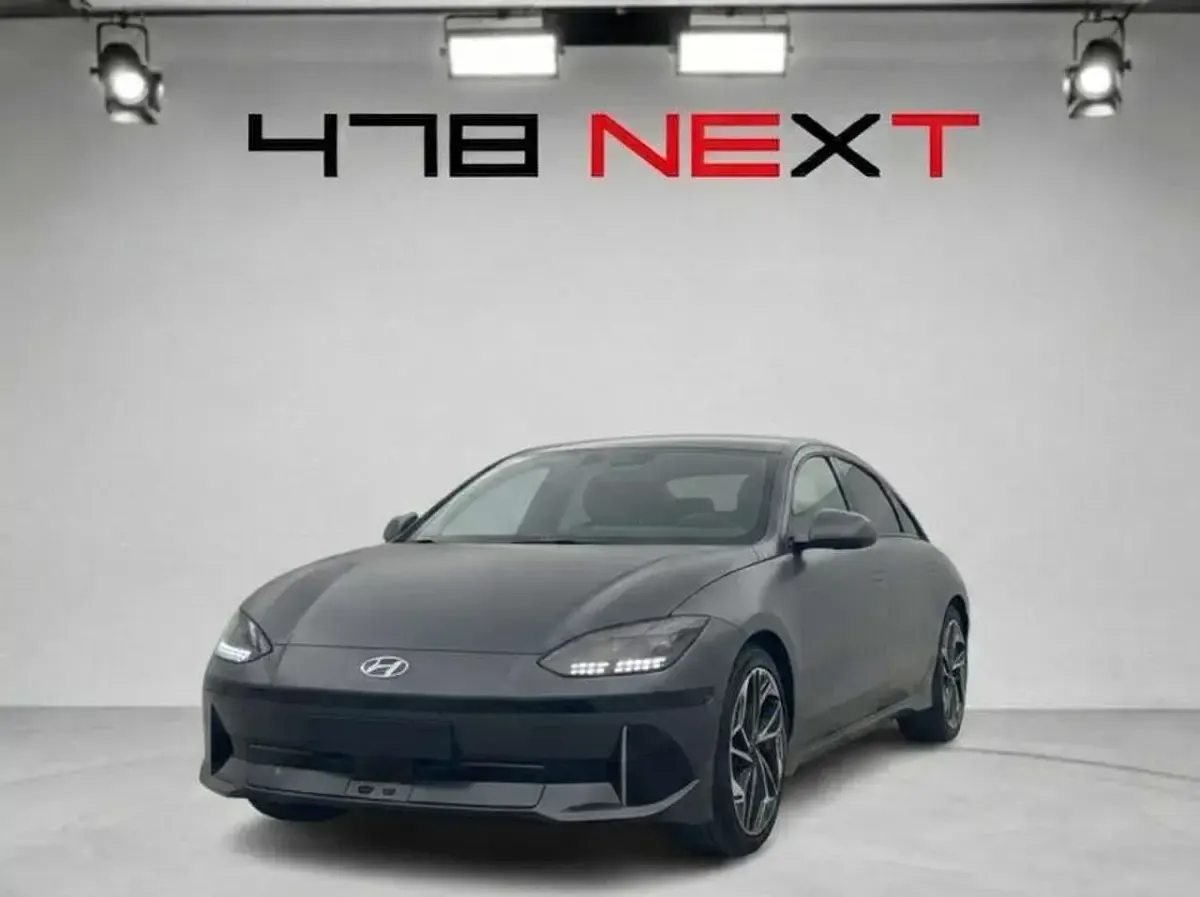 Usata Hyundai Ioniq 6 167 kW (228 CV) 2024 Grigio Berlina
