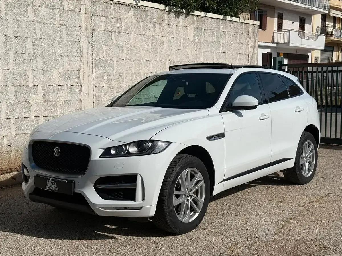 Usata Jaguar F-Pace R-Sport 180 CV (132 kW) 2016 Bianco SUV