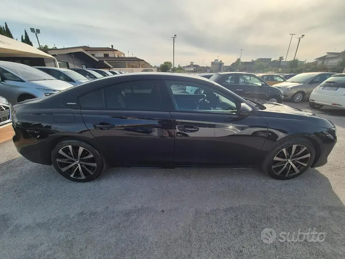 Usata Peugeot 508 GT-line 163 CV (119 kW) 2020 Nero Berlina