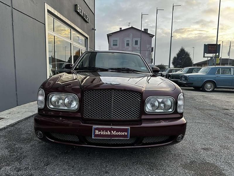 Usata Bentley Arnage 457 CV (336 kW) 2002 Burgundy Berlina