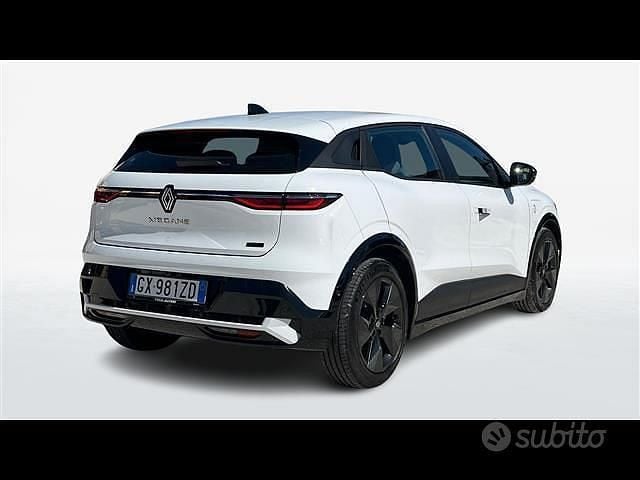 Nuova Renault Megane E-Tech Evolution 2025 Bianco Berlina