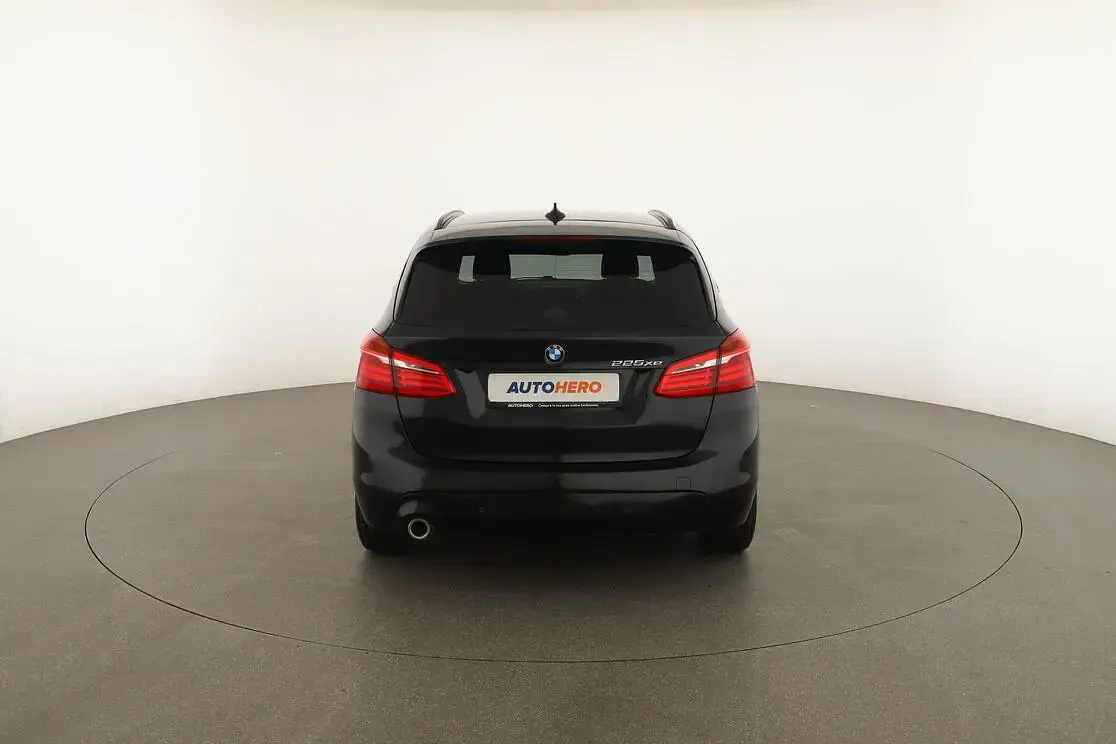 Usata BMW 225 Active Tourer Advantage 224 CV (164 kW) 2021 Nero Monovolume