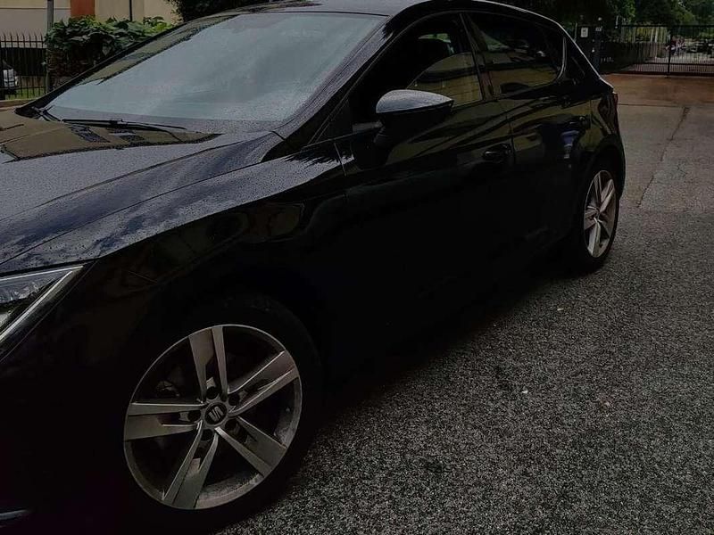 Usata Seat Leon FR 116 CV (85 kW) 2019 Nero Berlina
