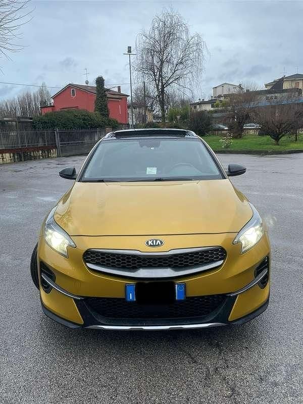 Usata Kia XCeed Plus 204 CV (150 kW) 2019 Oro SUV