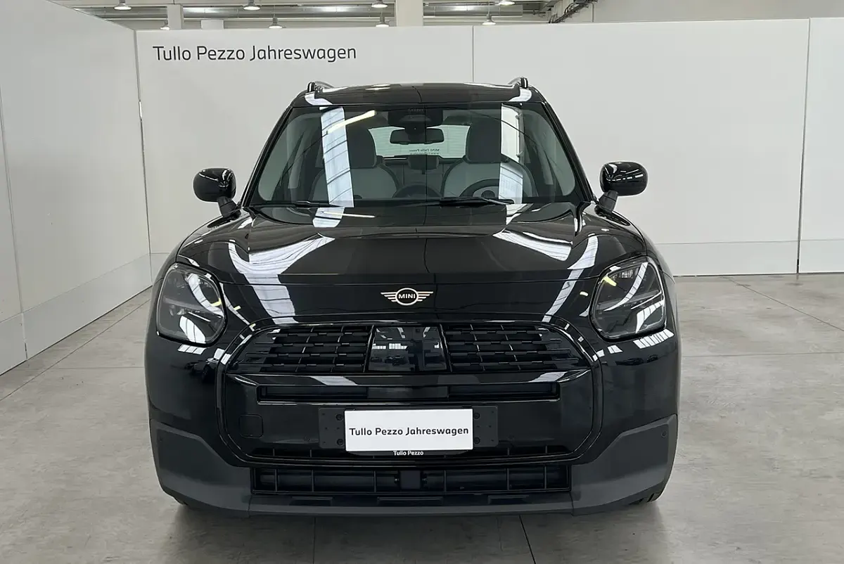 Usata Mini Countryman Classic 150 CV (110 kW) 2024 Midnight black ii metallizzato SUV