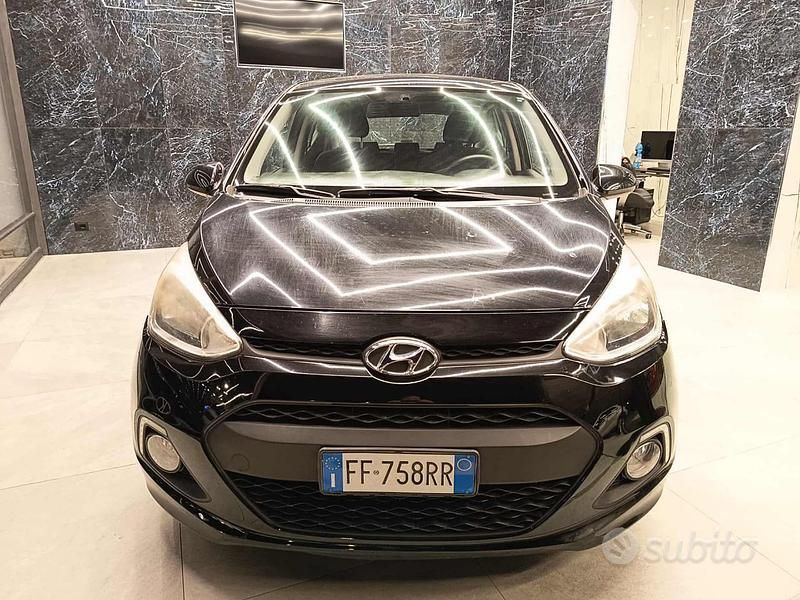 Usata Hyundai i10 67 CV (49 kW) 2016 Nero Utilitaria