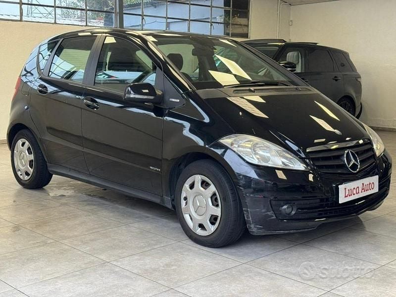 Usata Mercedes A160 95 CV (69 kW) 2010 Nero Utilitaria