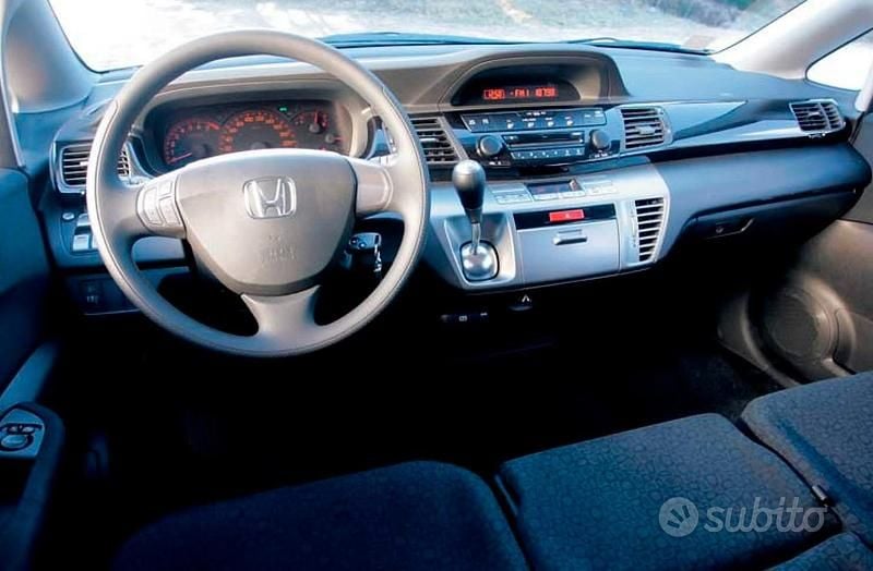Usata Honda FR-V 125 CV (91 kW) 2006 Grigio Monovolume
