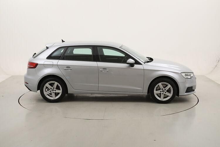 Usata Audi A3 Business 150 CV (110 kW) 2020 Argento Berlina
