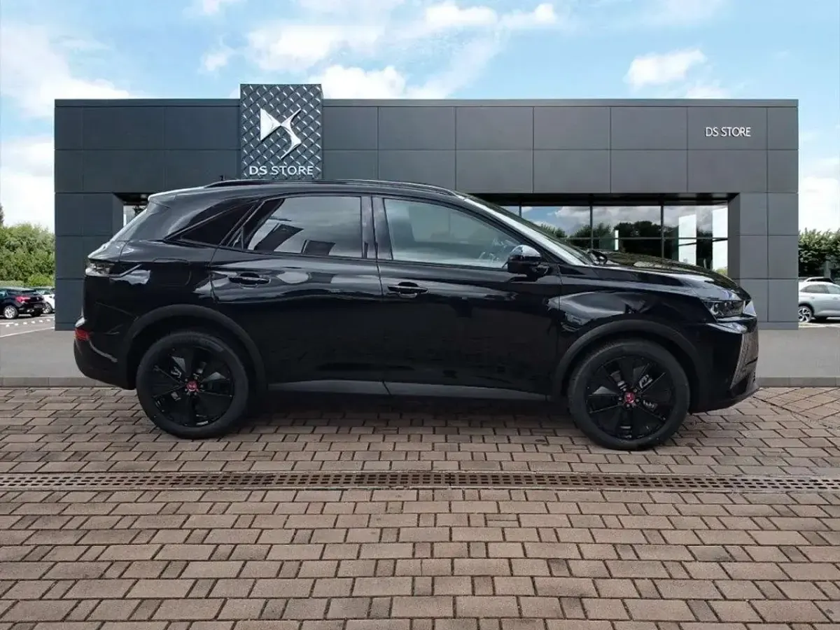 Nuova DS Automobiles DS7 Crossback Performance 131 CV (96 kW) 2025 Nero SUV