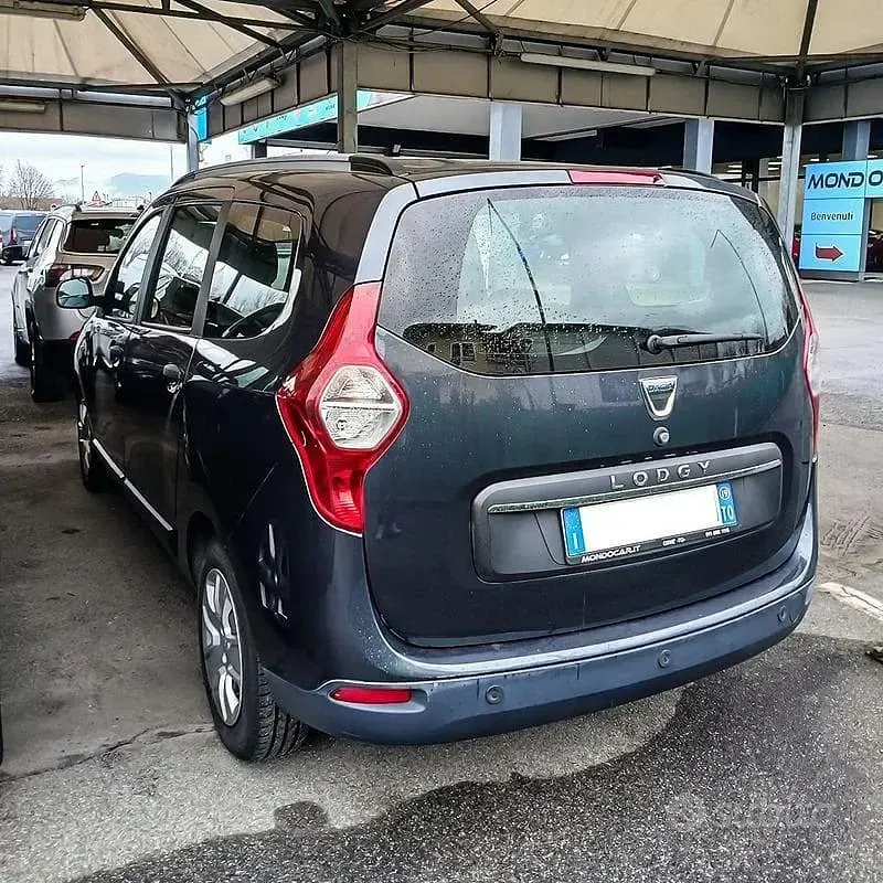 Usata Dacia Lodgy Essentiel 100 CV (73 kW) 2019 Monovolume
