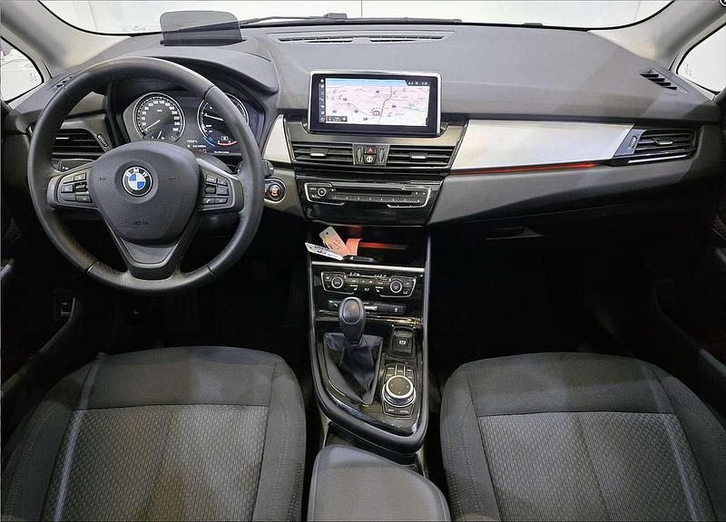Usata BMW 218 Gran Tourer 136 CV (100 kW) 2021 Grigio Monovolume