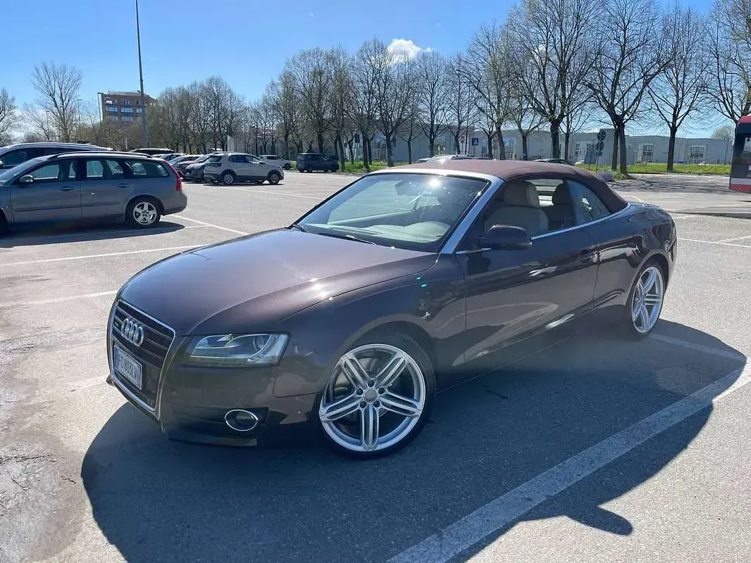 Usata Audi A5 Cabriolet Ambiente 239 CV (175 kW) 2010 Marrone Cabrio
