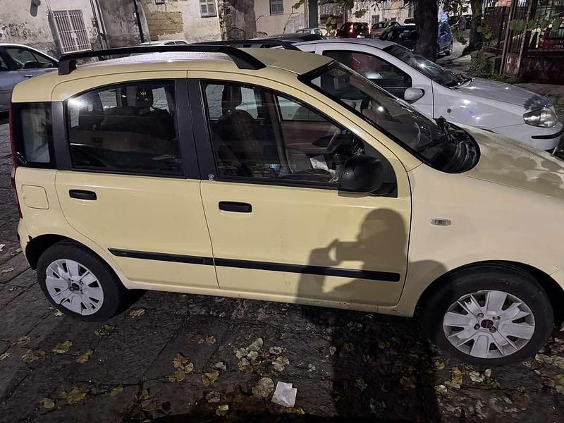 Usata Fiat Panda Emotion 69 CV (50 kW) 2006 Utilitaria
