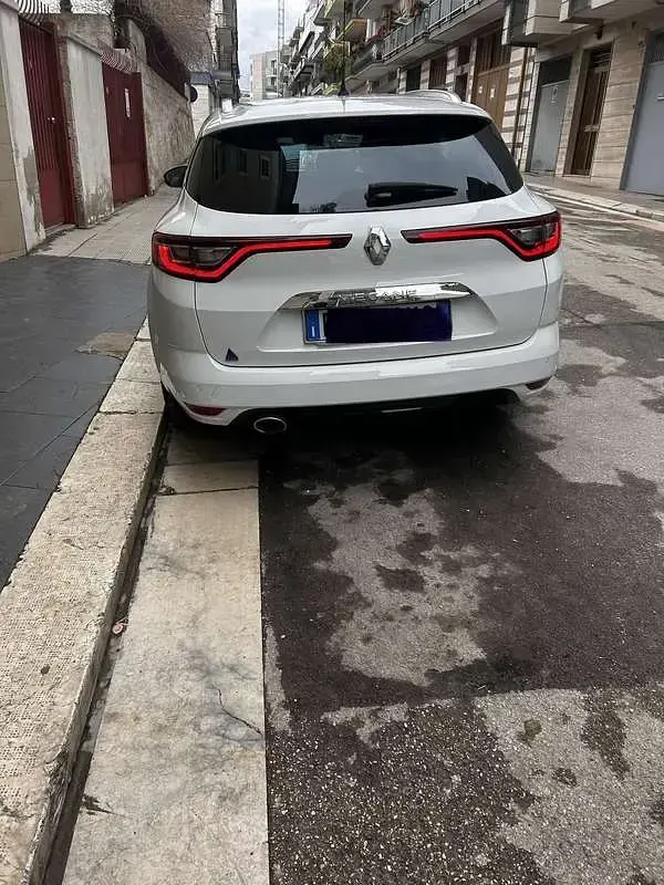 Usata Renault Mégane GrandTour Intens 110 CV (80 kW) 2017 Station wagon