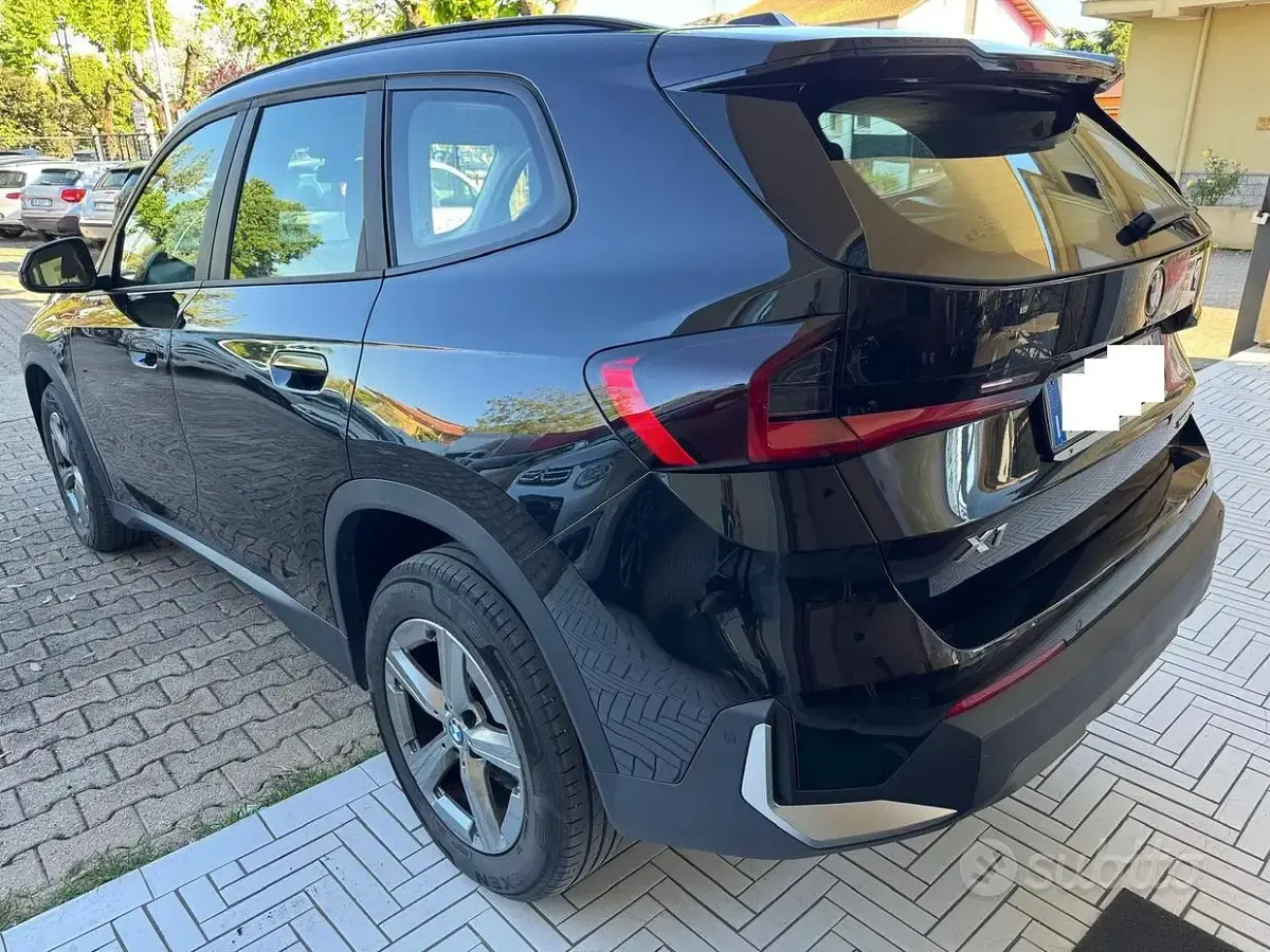 Usata BMW X1 150 CV (110 kW) 2024 Nero SUV