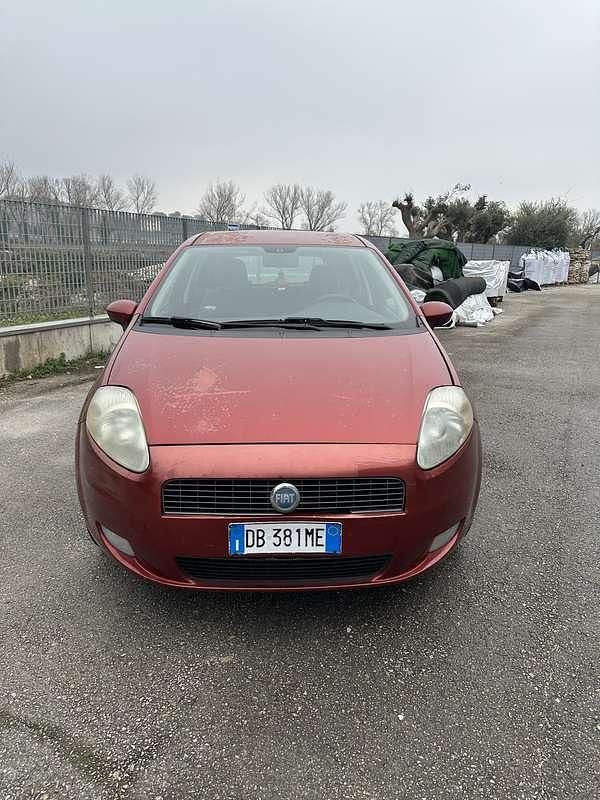 Usata Fiat Grande Punto Dynamic 65 CV (47 kW) 2006 Utilitaria