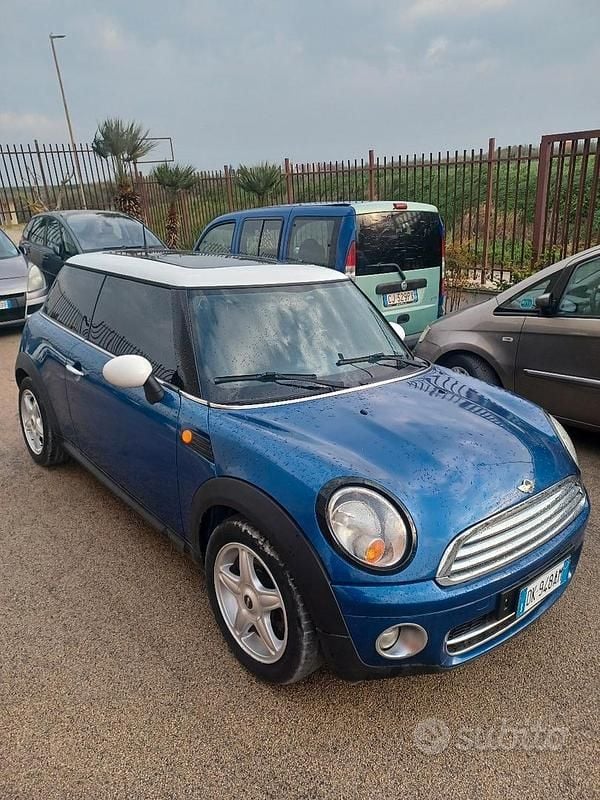Usata Mini Cooper 110 CV (80 kW) 2007 Blu Utilitaria