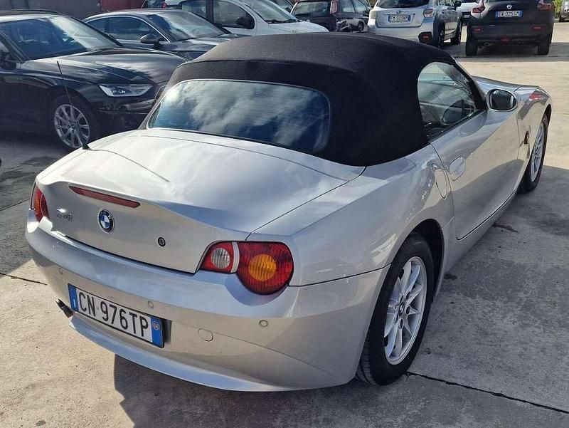 Usata BMW Z4 192 CV (141 kW) 2004 Argento Cabrio