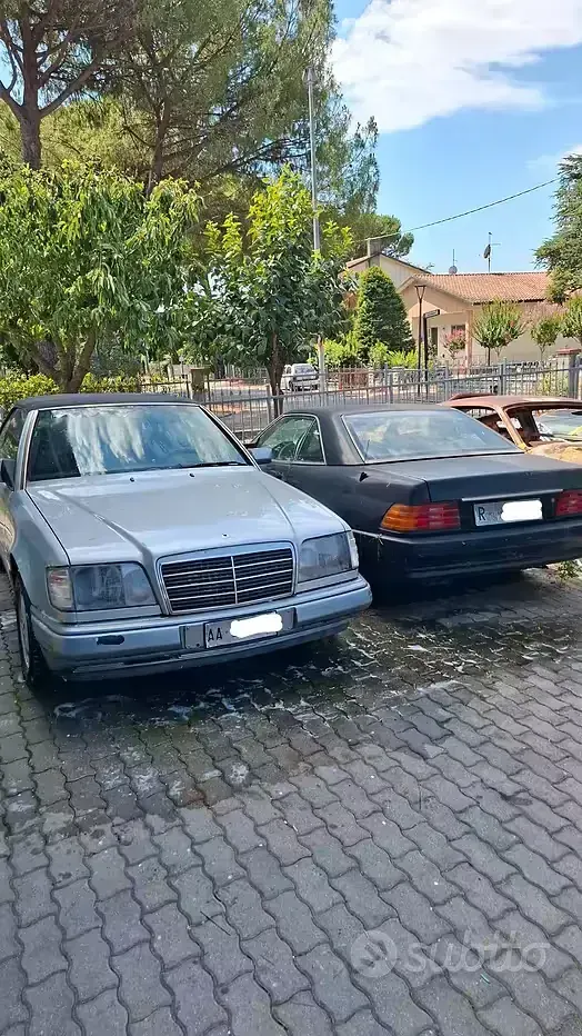 Usata Mercedes E300 220 CV (161 kW) 1994 Cabrio