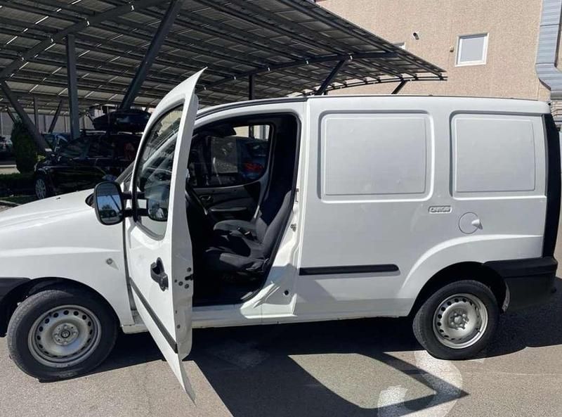 Usata Fiat Doblò Active 69 CV (50 kW) 2004 Monovolume