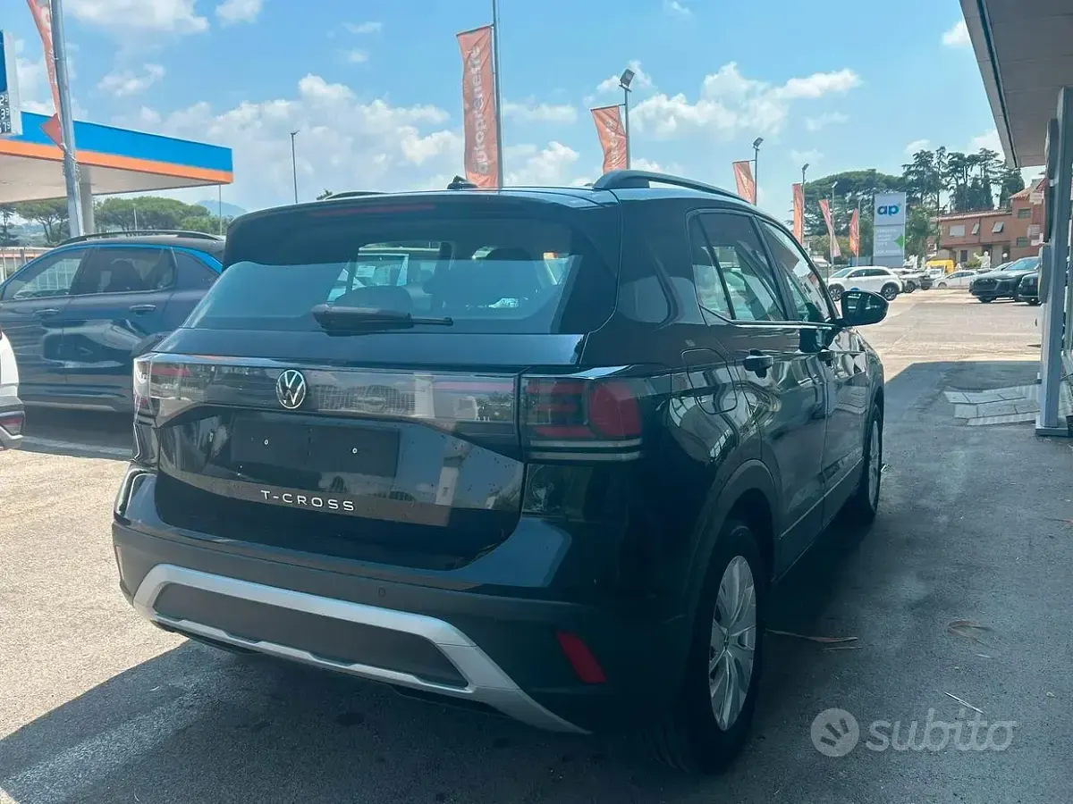 Usata VW T-Cross Life 95 CV (69 kW) 2024 Nero SUV