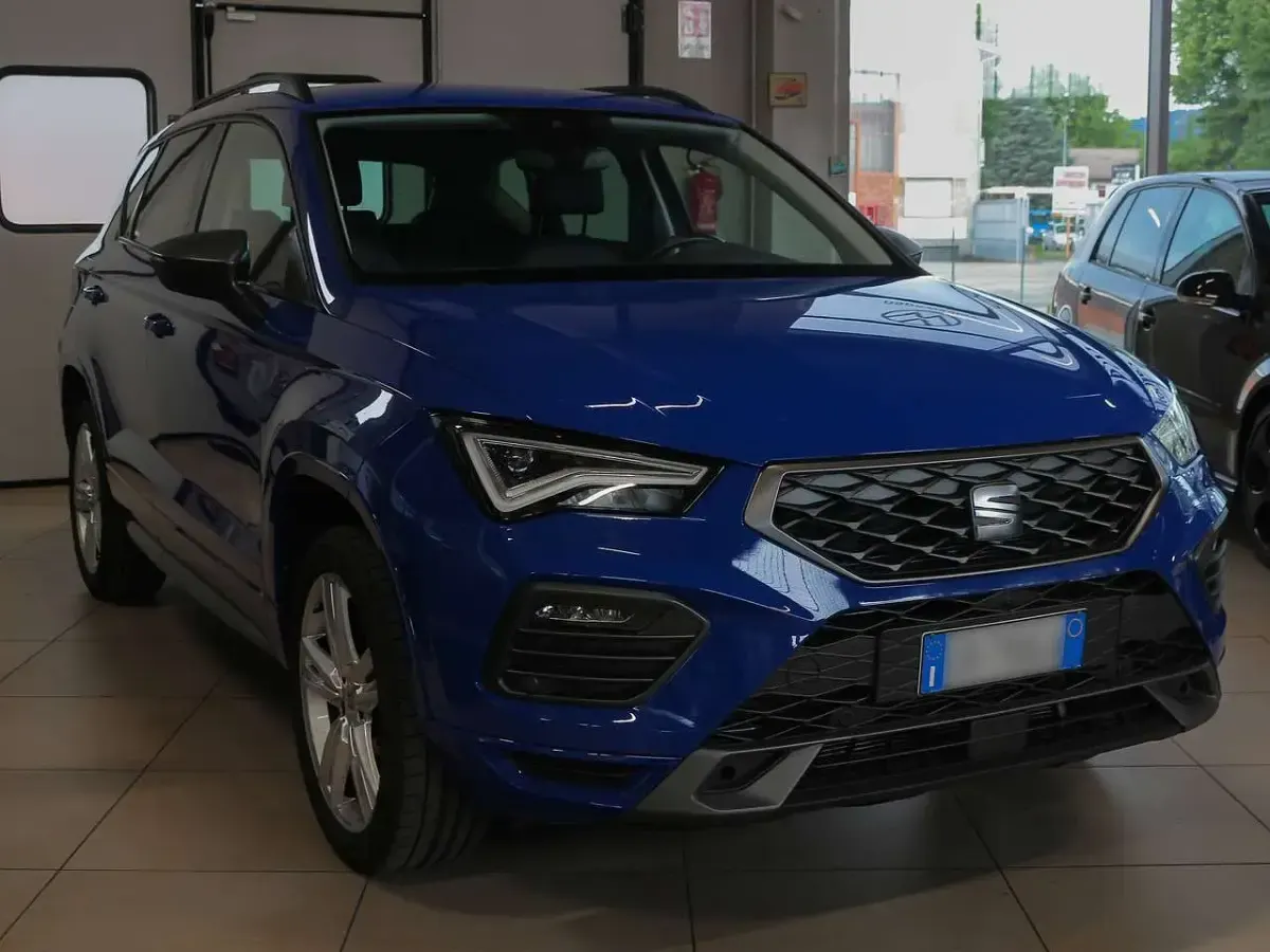 Usata Seat Ateca FR 150 CV (110 kW) 2023 Blu/azzurro SUV