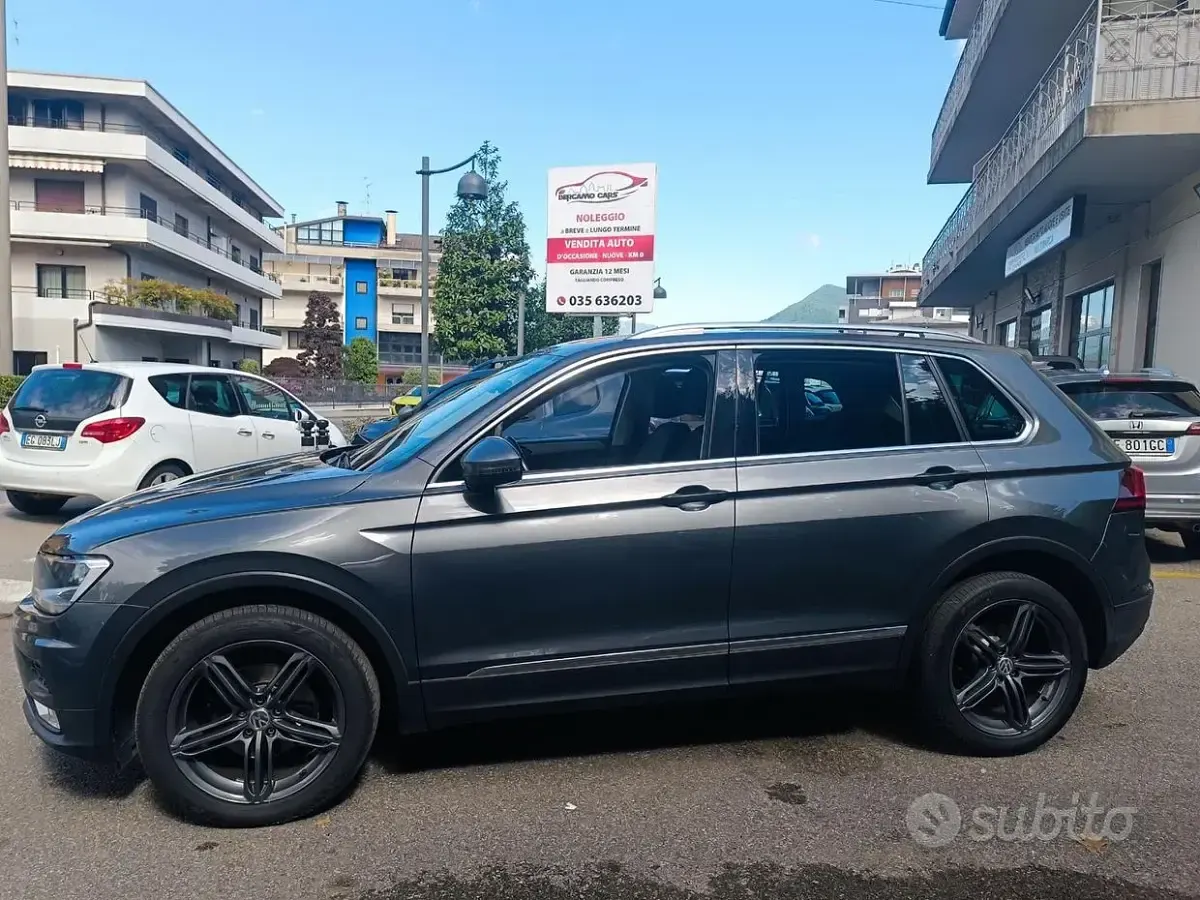 Usata VW Tiguan Executive 150 CV (110 kW) 2016 Grigio SUV