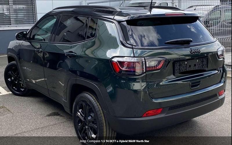 Nuova Jeep Compass North 131 CV (96 kW) 2025 Verde SUV