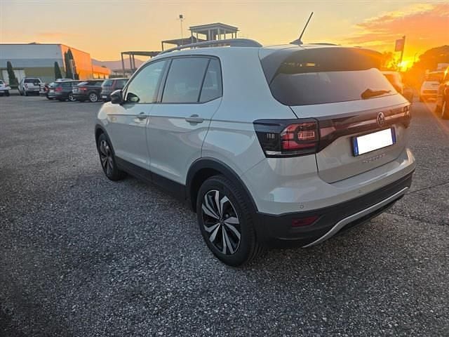 Usata VW T-Cross Style 110 CV (80 kW) 2022 Altro(met.) SUV