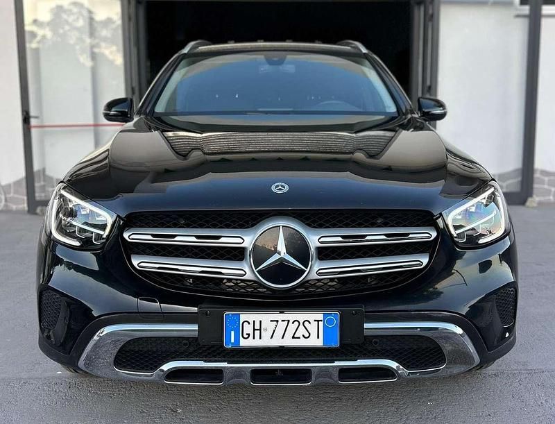 Nero Usata 2022 Mercedes GLC200 Business SUV | 35.999 € (Buon prezzo) - Immagine 1/4