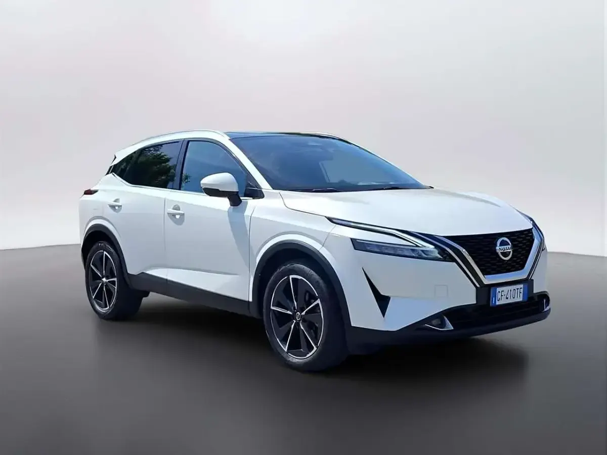 Usata Nissan Qashqai Tekna 140 CV (102 kW) 2021 Bianco SUV