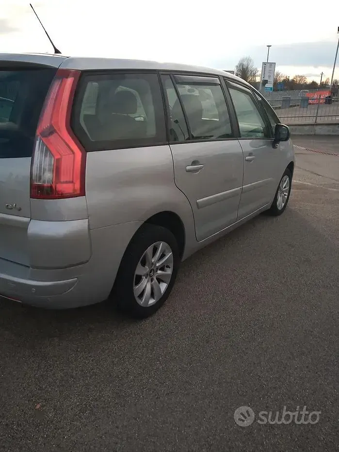 Usata Citroën C4 Picasso 2011 Grigio Monovolume