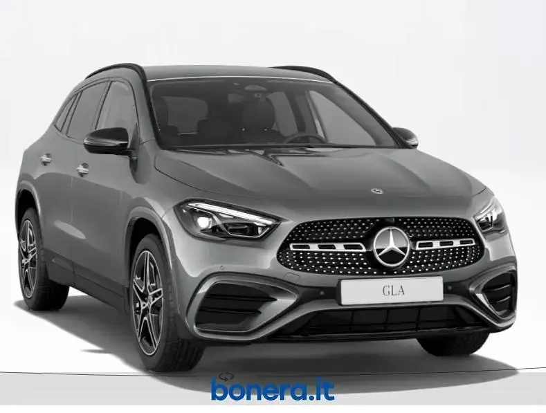 Nuova Mercedes GLA200 AMG line 150 CV (110 kW) 2026 Grigio SUV