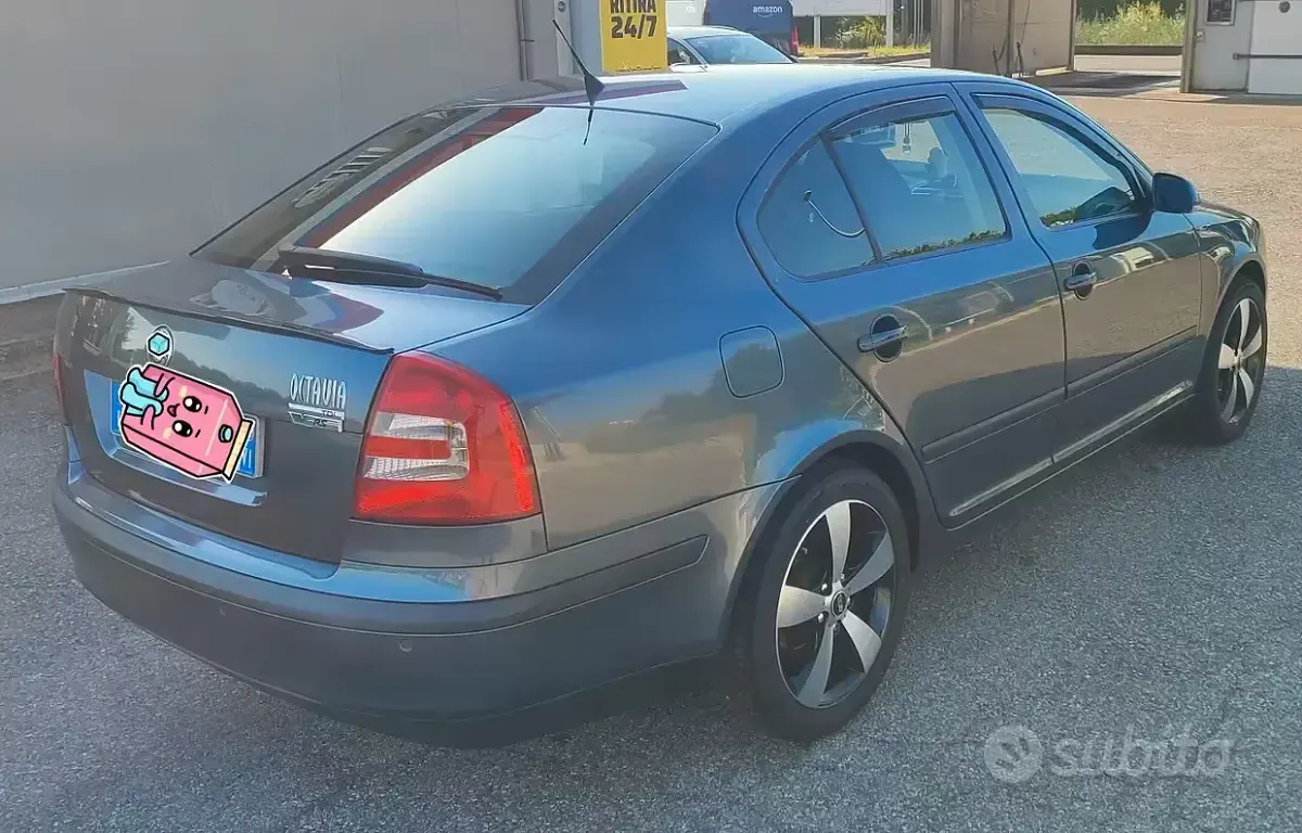 Usata Skoda Octavia Elegance 140 CV (102 kW) 2006 Grigio Berlina