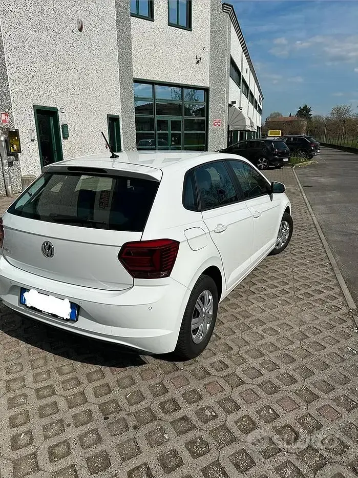 Usata VW Polo Trendline 60 CV (44 kW) 2019 Bianco Utilitaria
