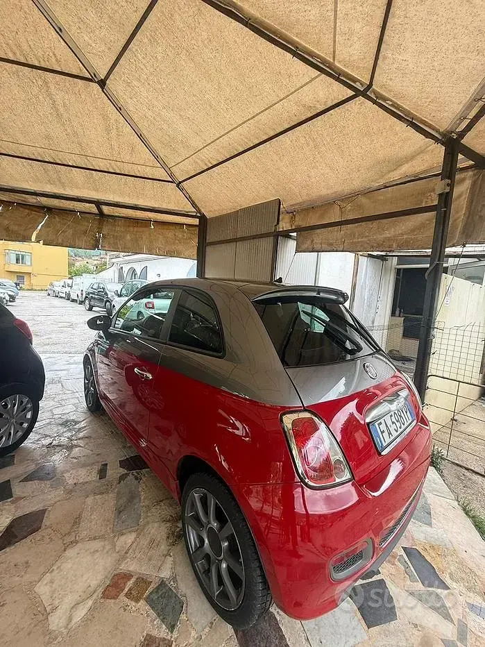 Käytetty Fiat 500 69 HP (50 kW) 2015 Punainen Sedan