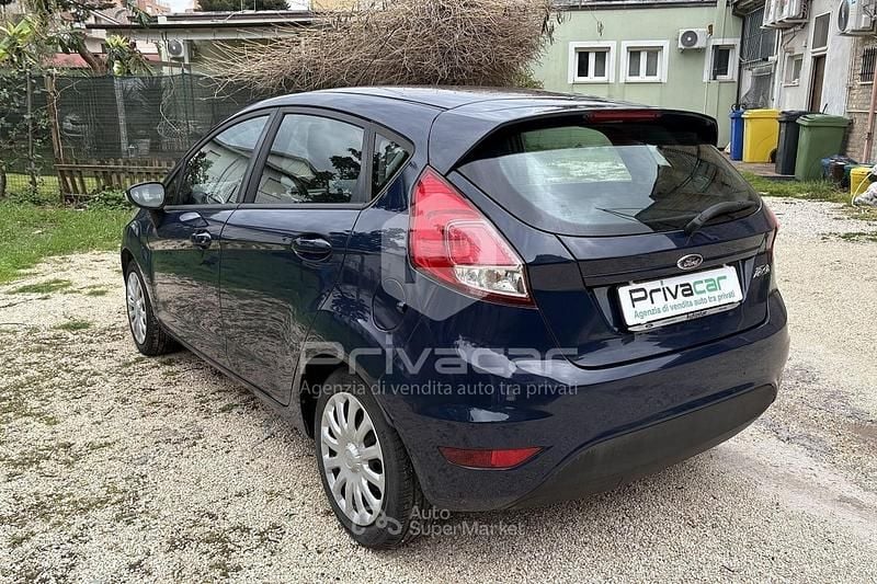 Usata Ford Fiesta Business Edition 75 CV (55 kW) 2014 Blu Utilitaria