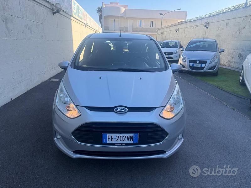 Usata Ford B-MAX 95 CV (69 kW) 2016 Grigio Monovolume