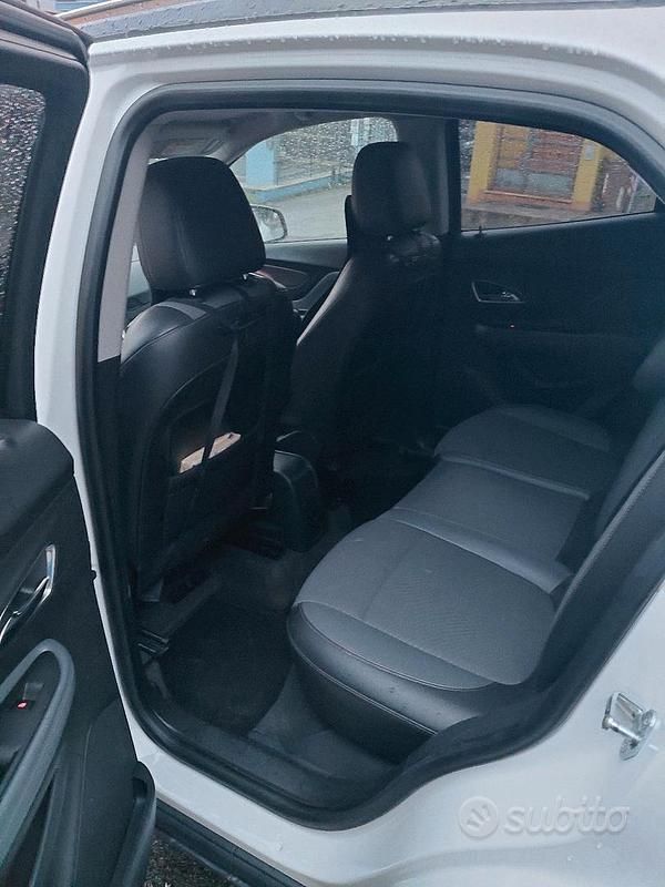 Usata Opel Mokka 130 CV (95 kW) 2014 Bianco SUV
