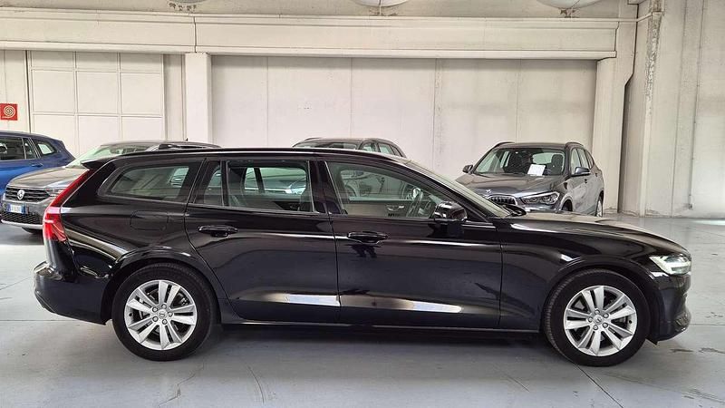 Usata Volvo V60 197 CV (144 kW) 2021 Nero Station wagon