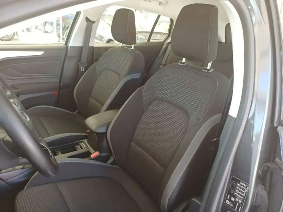Usata Ford Focus Business Edition 125 CV (91 kW) 2022 Grigio Station wagon