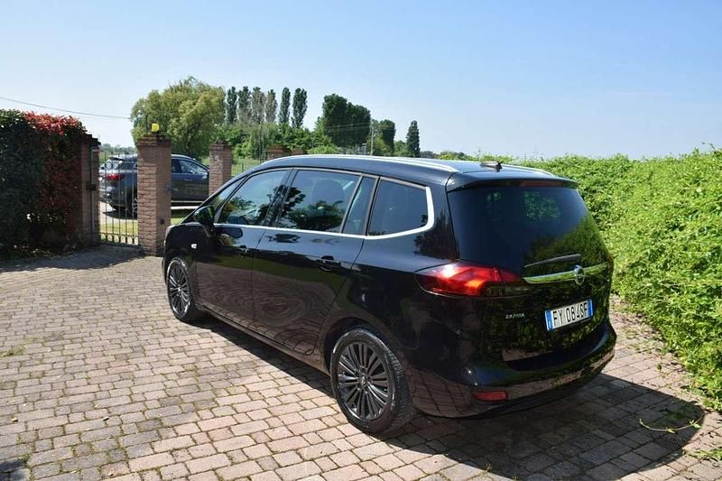 Usata Opel Zafira Tourer S 136 CV (100 kW) 2019 Nero Monovolume