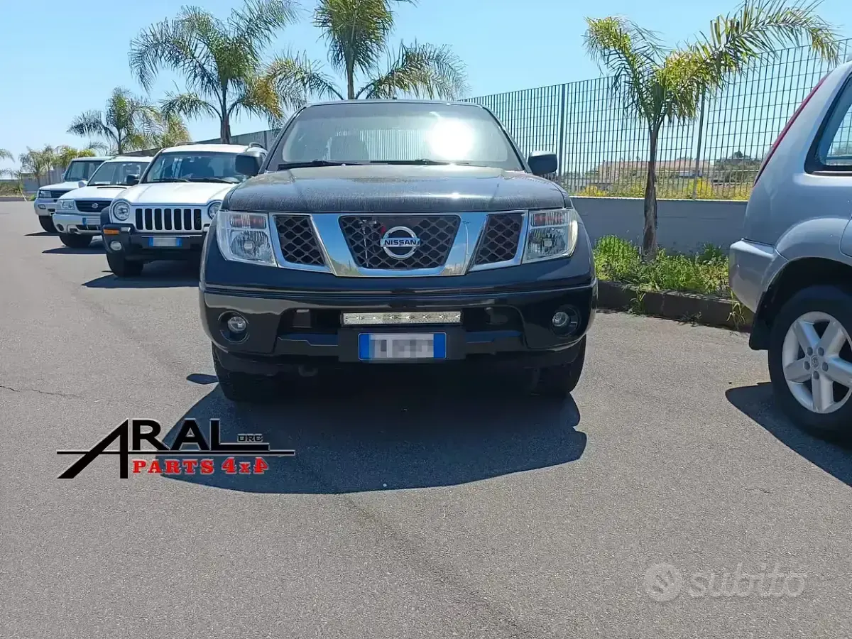 Używany Nissan Pathfinder XE 174 KM (127 kW) 2006 Czarny SUV